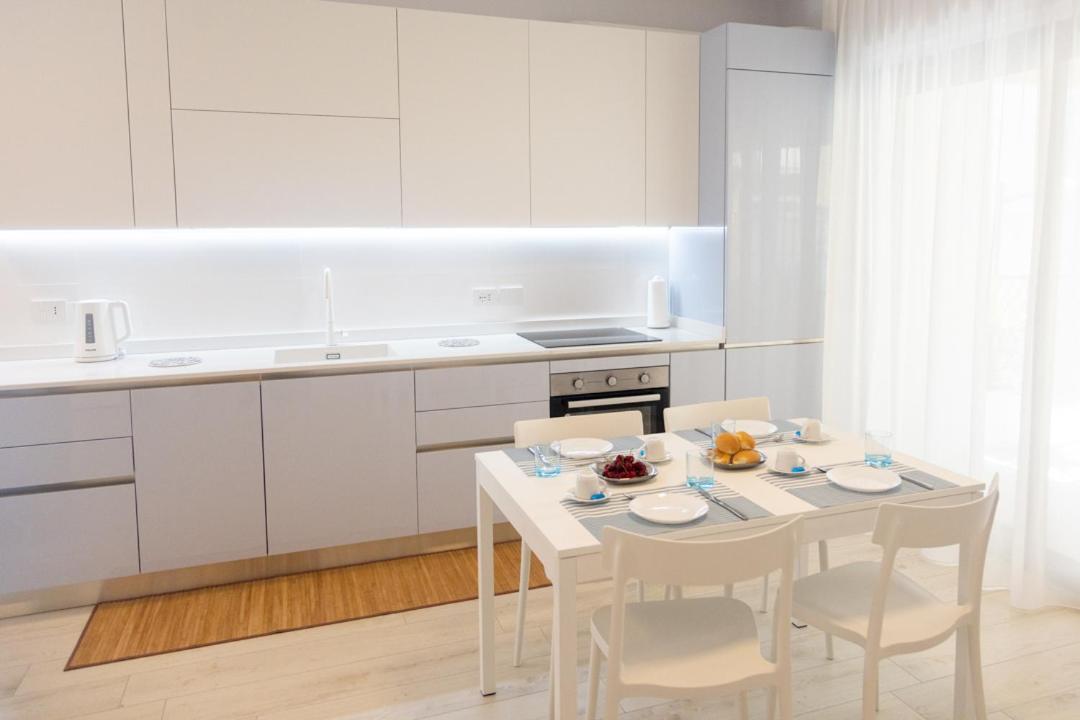 Novatek Apartment 201 Exclusive Пескара Экстерьер фото