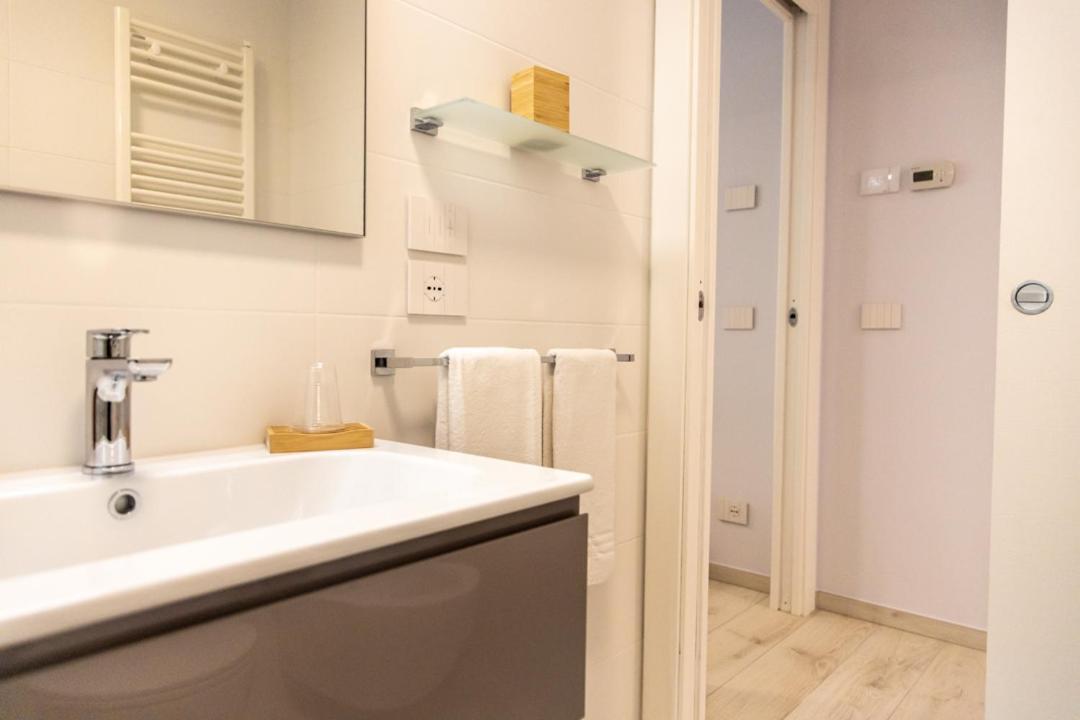 Novatek Apartment 201 Exclusive Пескара Экстерьер фото