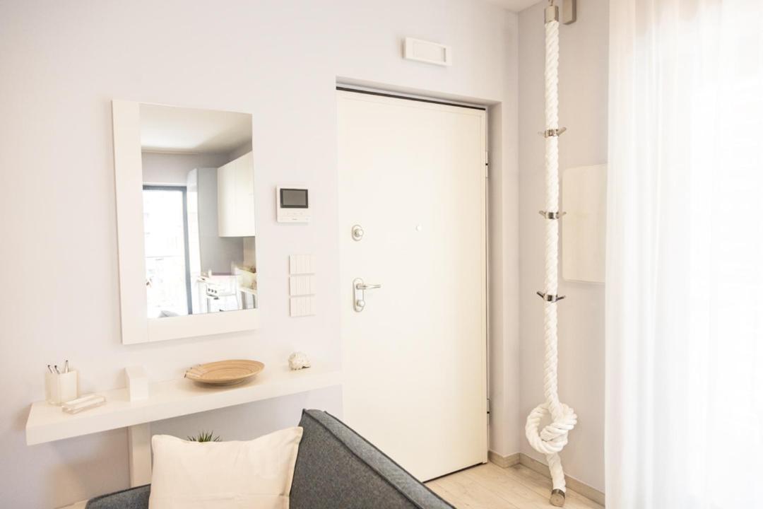 Novatek Apartment 201 Exclusive Пескара Экстерьер фото